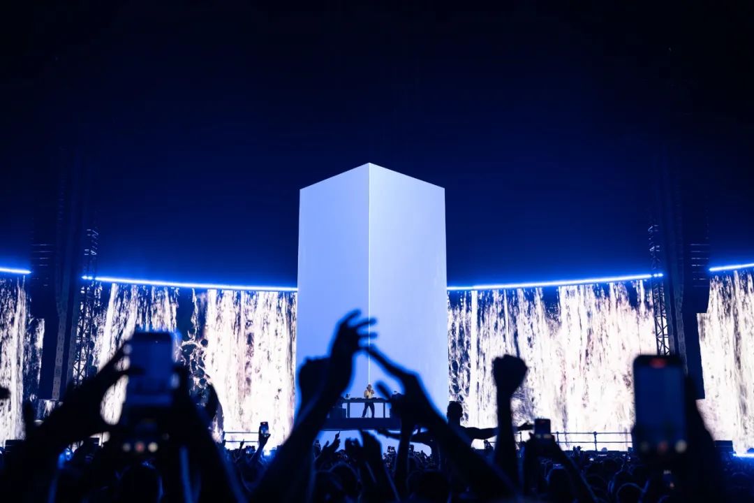 体育场馆音响系统